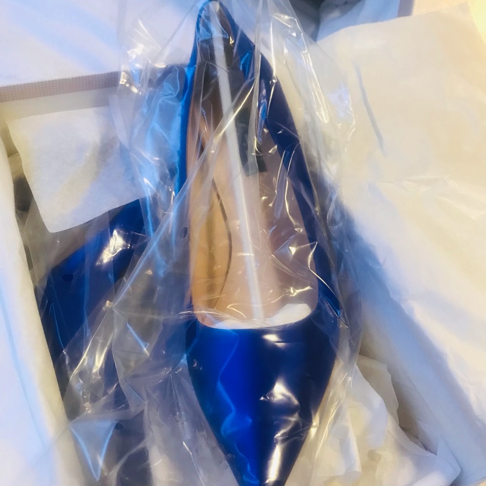 SJP brand “fawn” Royal Blue Heels